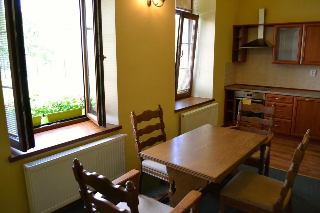 Pension Stara Skola Vysoke Zibridovice Buitenkant foto